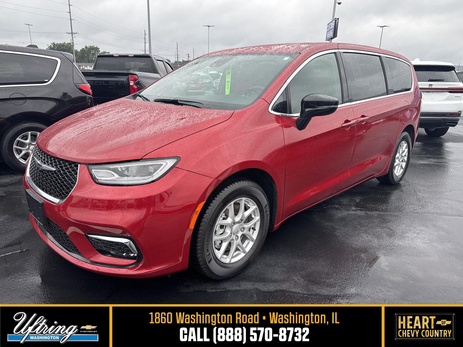 Red Hot Pearlcoat 2025 Chrysler Pacifica Minivan Front-Wheel Drive 9-Speed Automatic