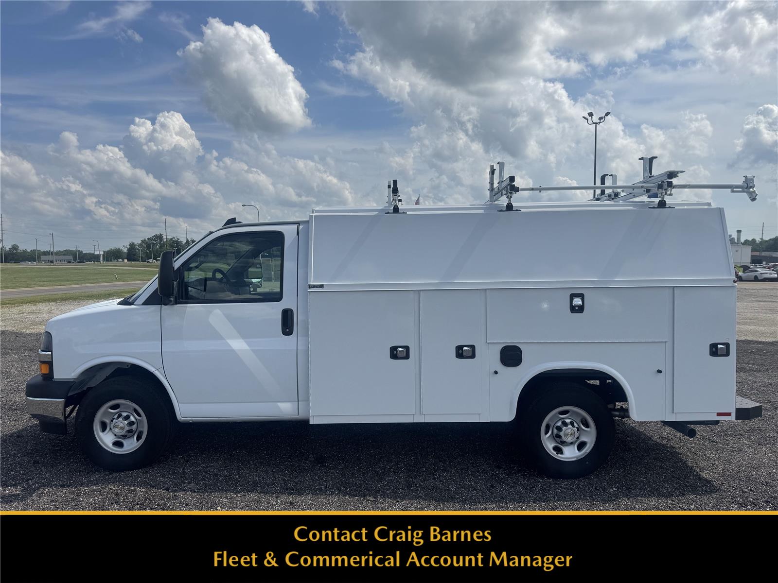 Summit White 2025 Chevrolet Express Chassis 3500 Cutaway 139 Van Rear-Wheel Drive 8-Speed Automatic
