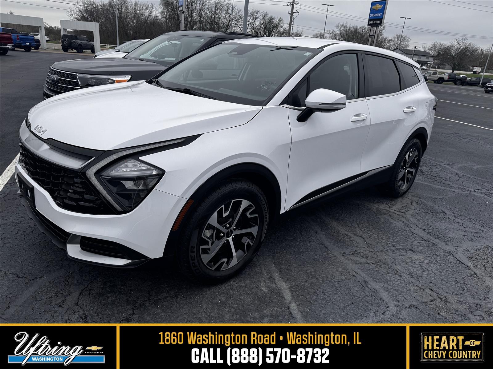 Glacial White Pearl 2023 Kia Sportage SUV / Crossover Front-Wheel Drive 8-Speed Automatic