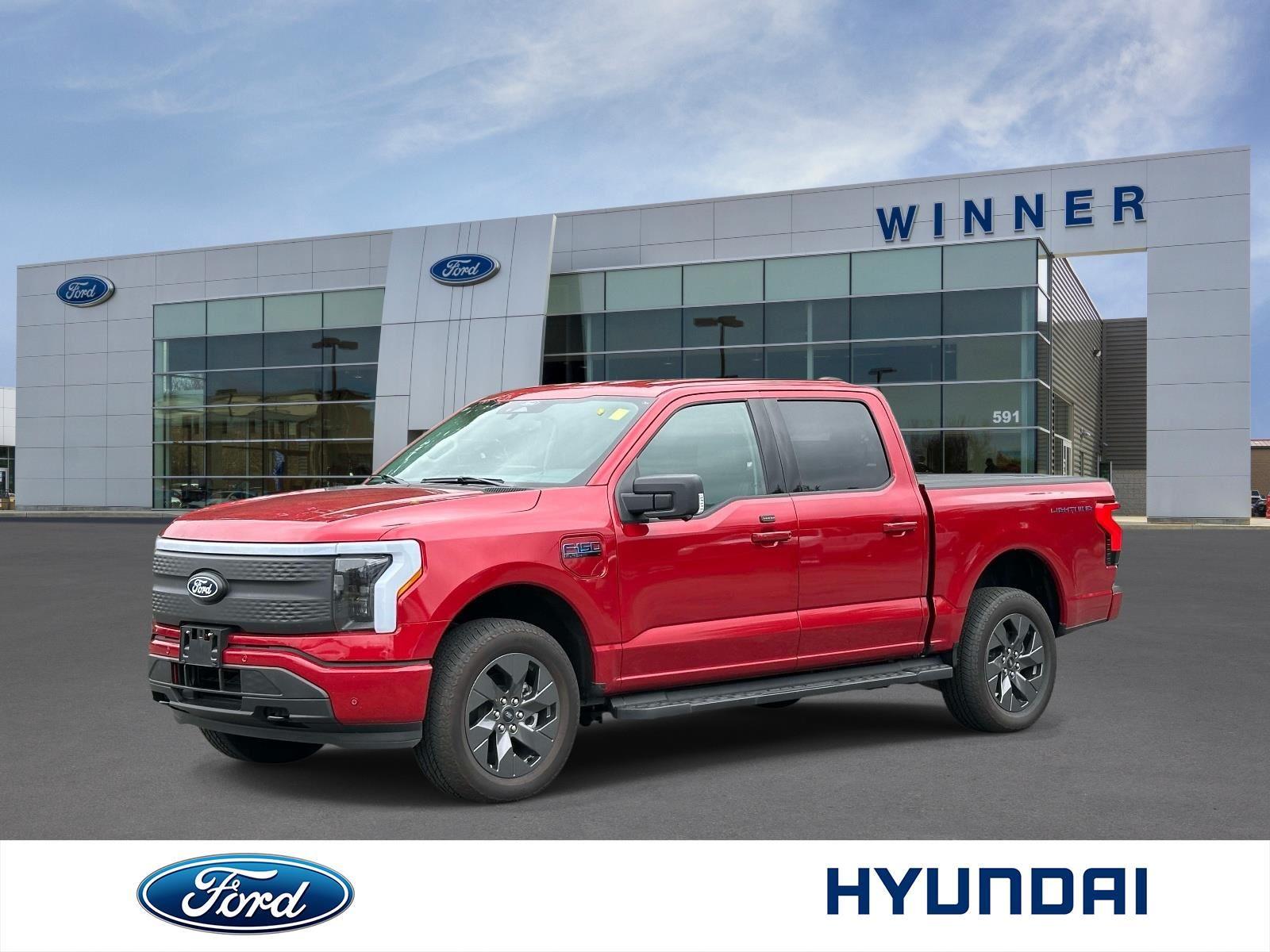 2025 Ford F-150 Lightning Flash SuperCrew AWD