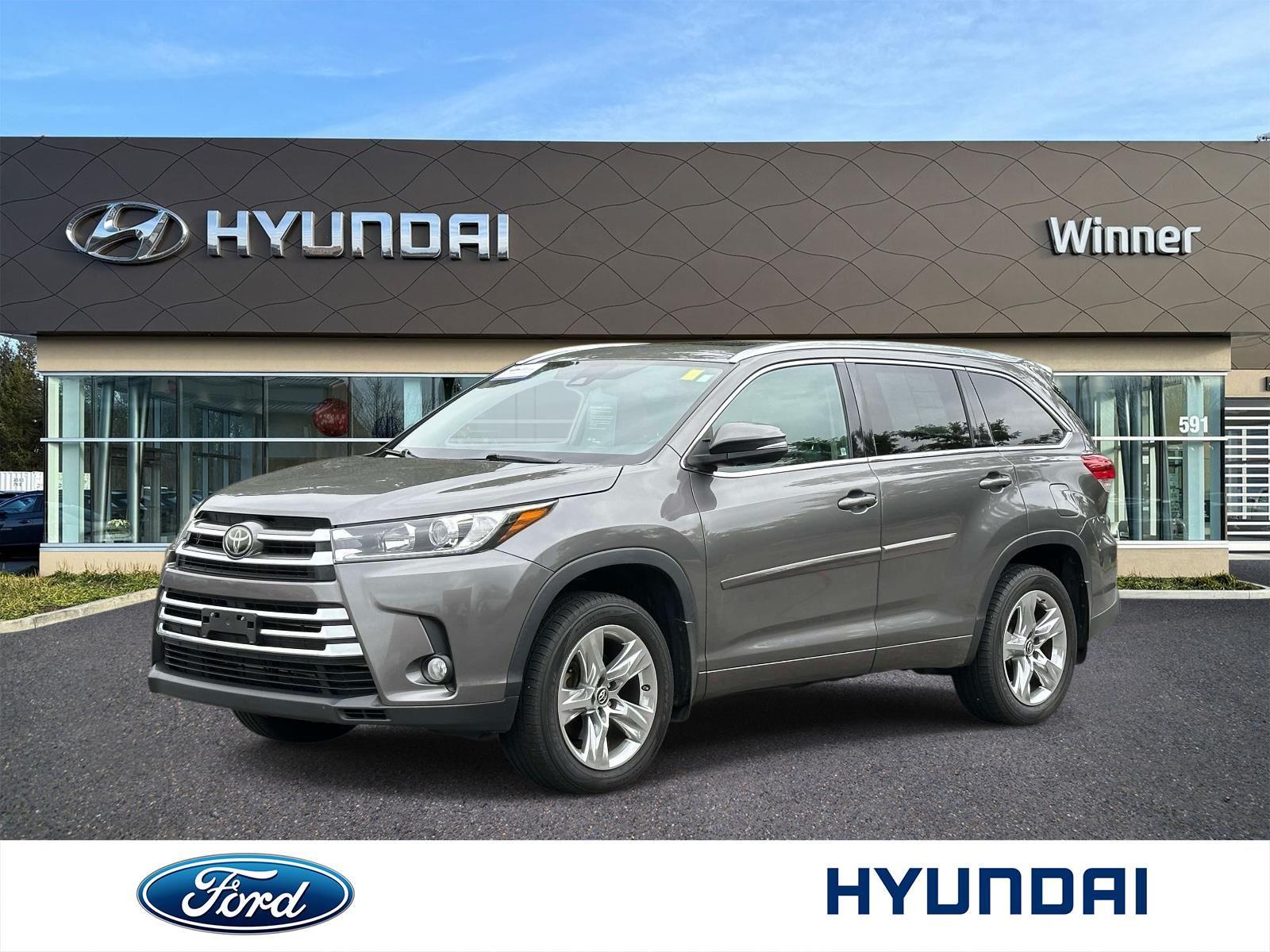 Predawn Gray Mica 2018 Toyota Highlander SUV / Crossover All-Wheel Drive 8-Speed Automatic