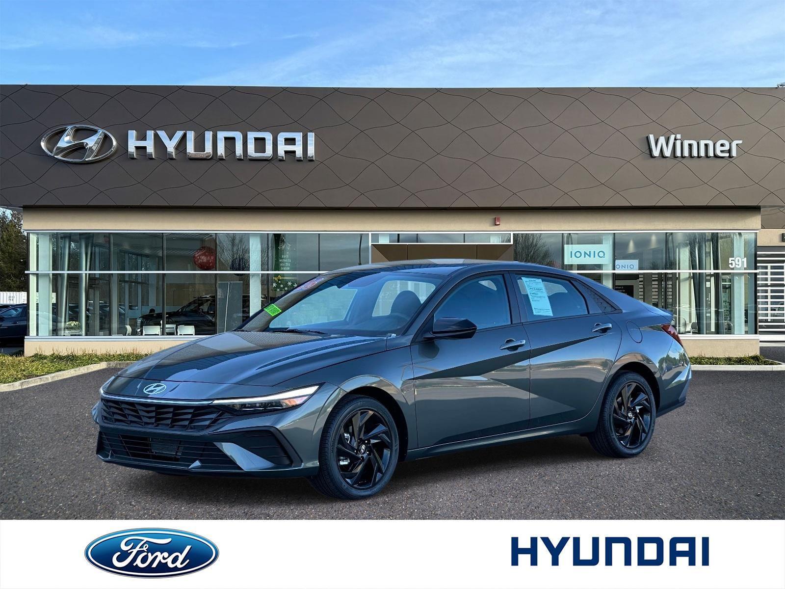Amazon Gray 2026 Hyundai Elantra Sedan Front-Wheel Drive Continuously Variable Transmission