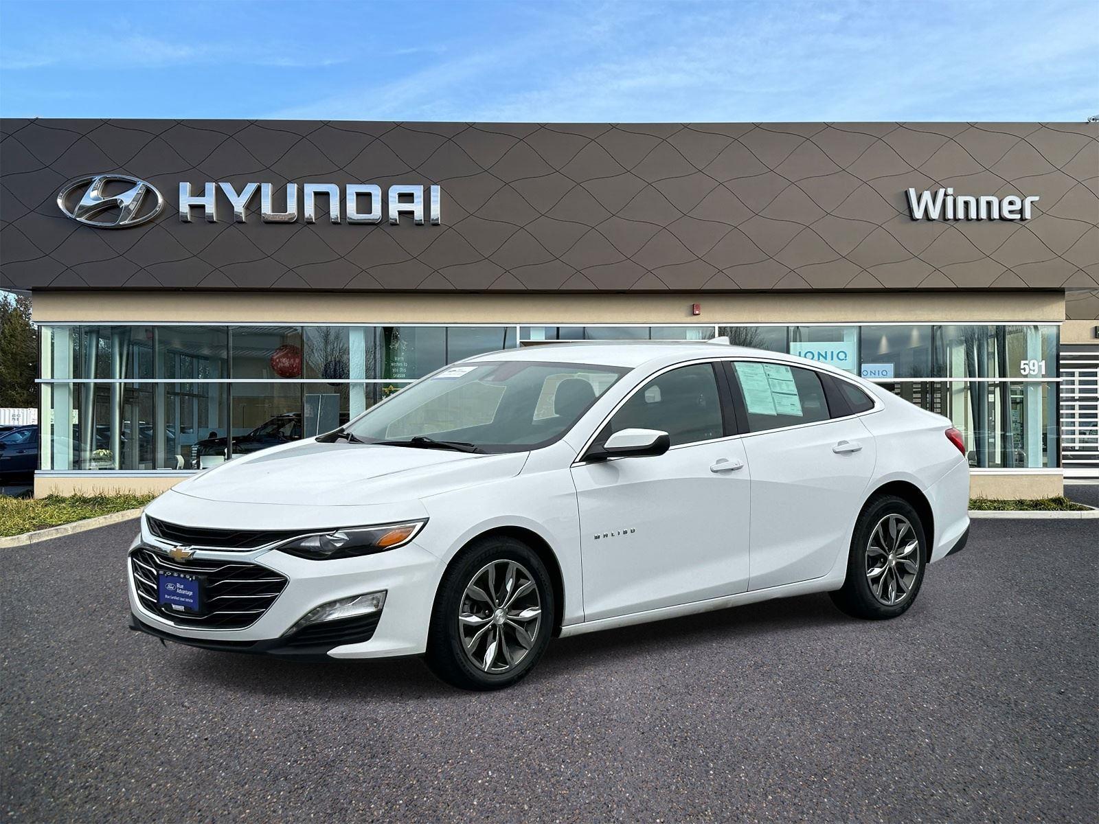 2024 Chevrolet Malibu LT with 1LT FWD