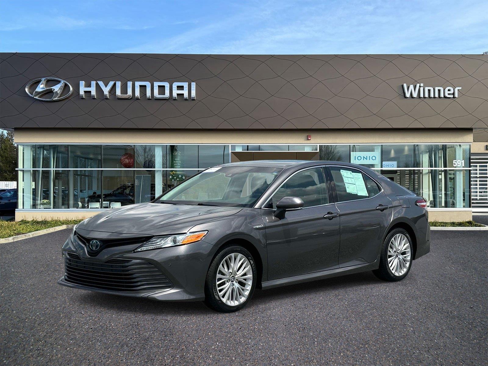 2018 Toyota Camry Hybrid XLE FWD
