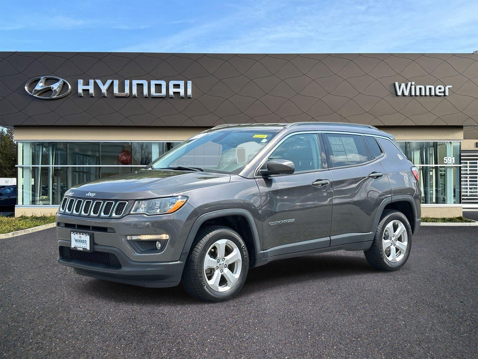 Gray (Granite Crystal Metallic Clearcoat) 2018 Jeep Compass SUV / Crossover Four-Wheel Drive 9-Speed Automatic