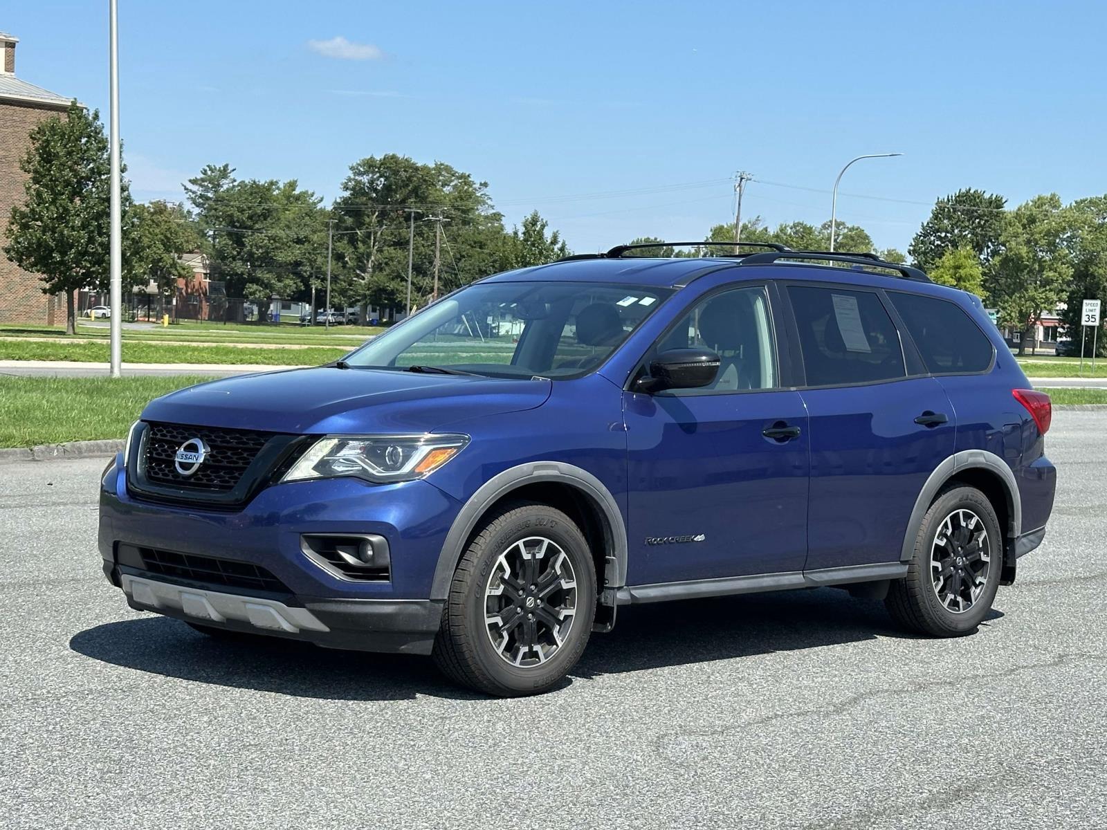 Caspian Blue Metallic 2019 Nissan Pathfinder SUV / Crossover Front-Wheel Drive Continuously Variable Transmission
