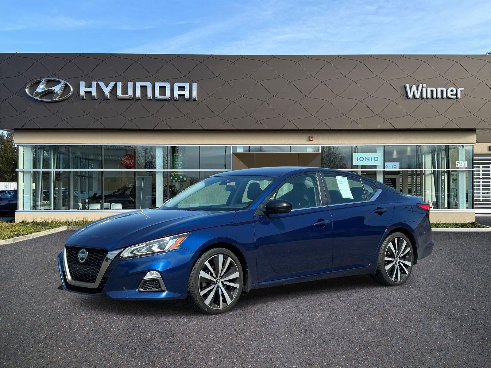2022 Nissan Altima 2.5 SR FWD