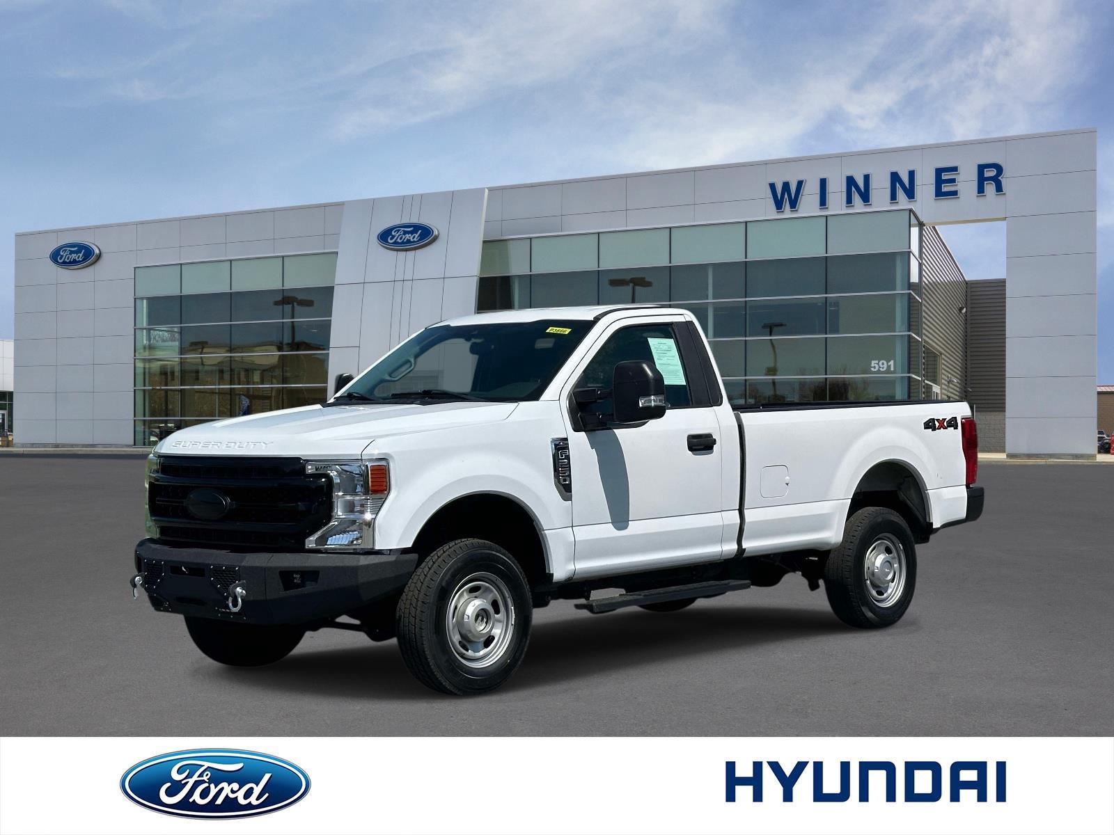 Oxford White 2020 Ford F-250 Super Duty Pickup Truck Four-Wheel Drive 6-Speed Automatic