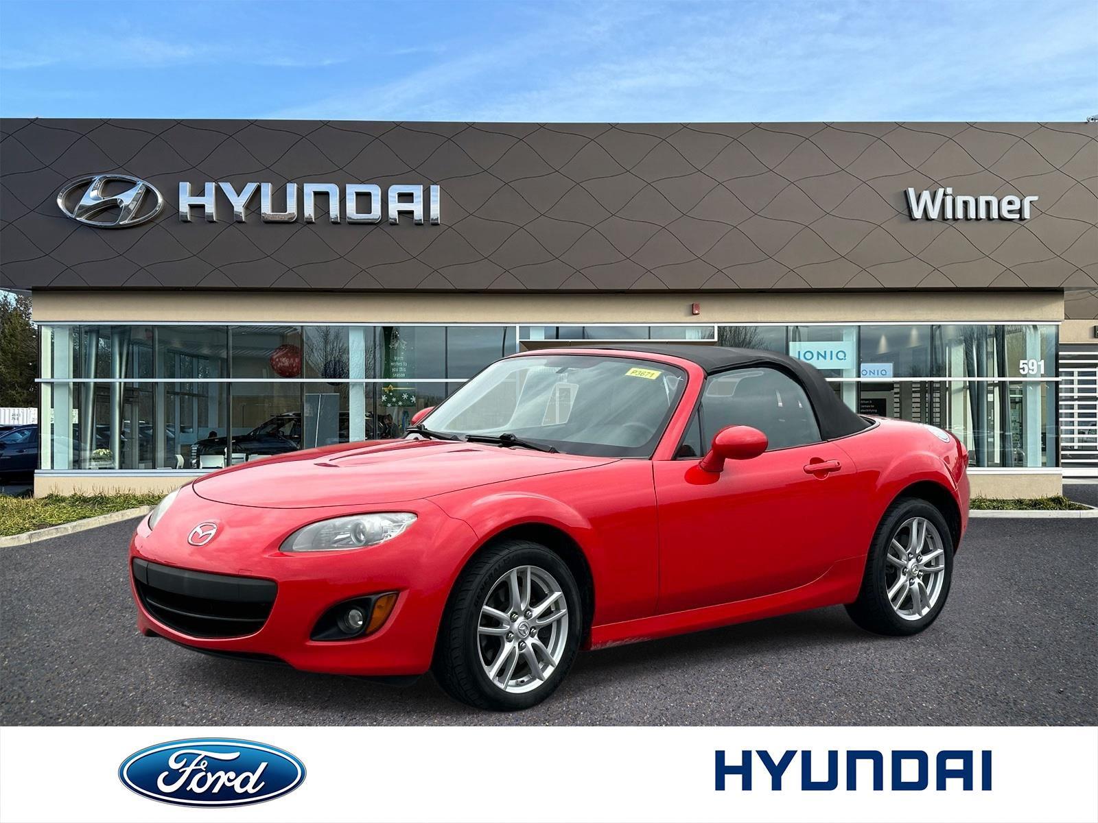 True Red 2009 Mazda MX-5 Miata Convertible Rear-Wheel Drive