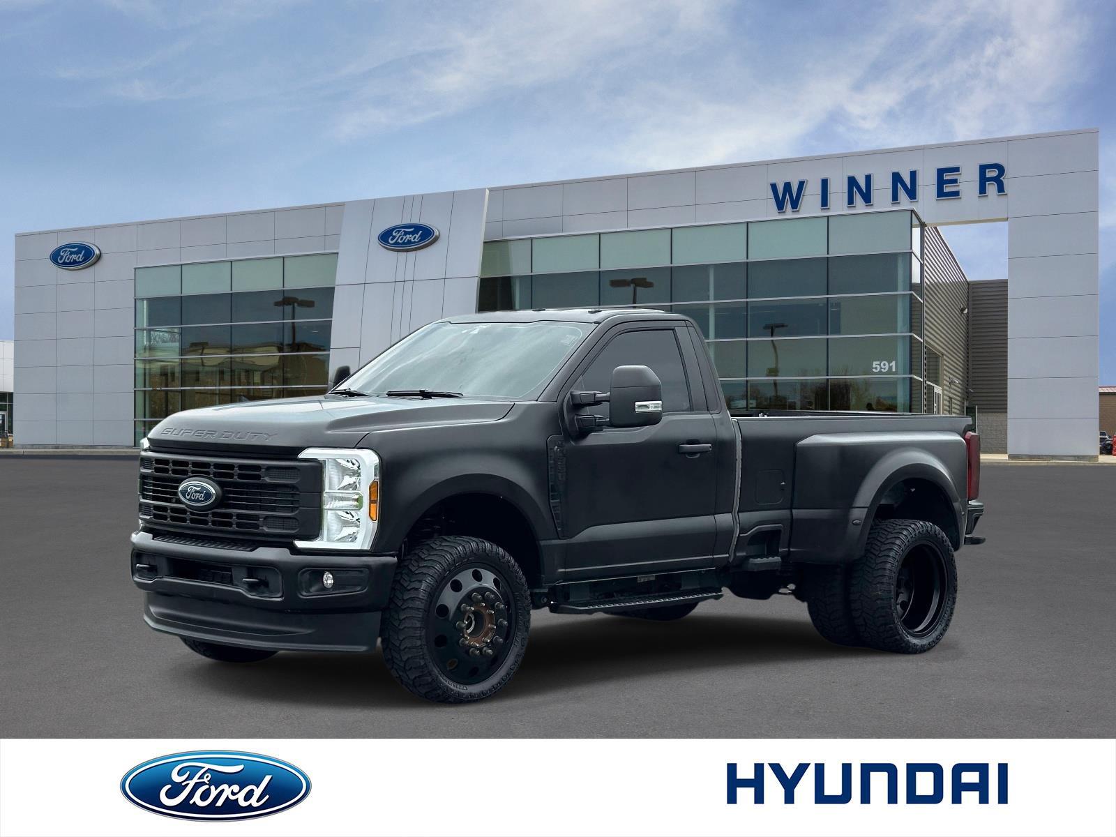  2024 Ford F-350 Super Duty XL LB DRW 4WD   