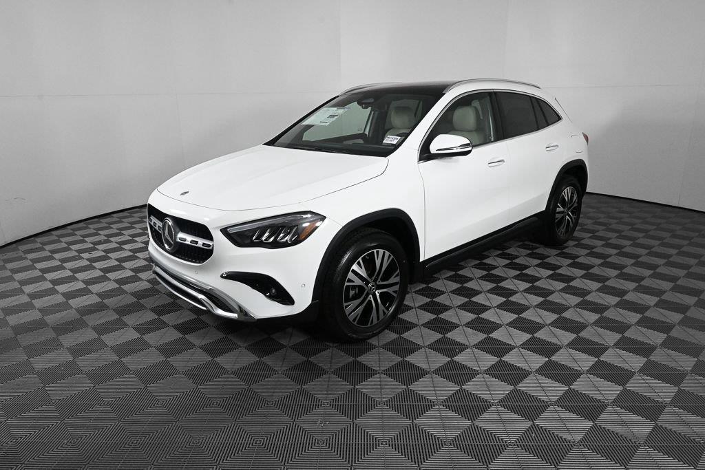 Polar White 2026 Mercedes-Benz GLA SUV / Crossover Front-Wheel Drive Automatic