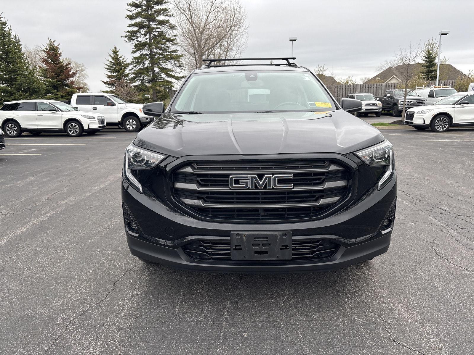 Used 2020 Ebony Twilight Metallic GMC SLT image 2