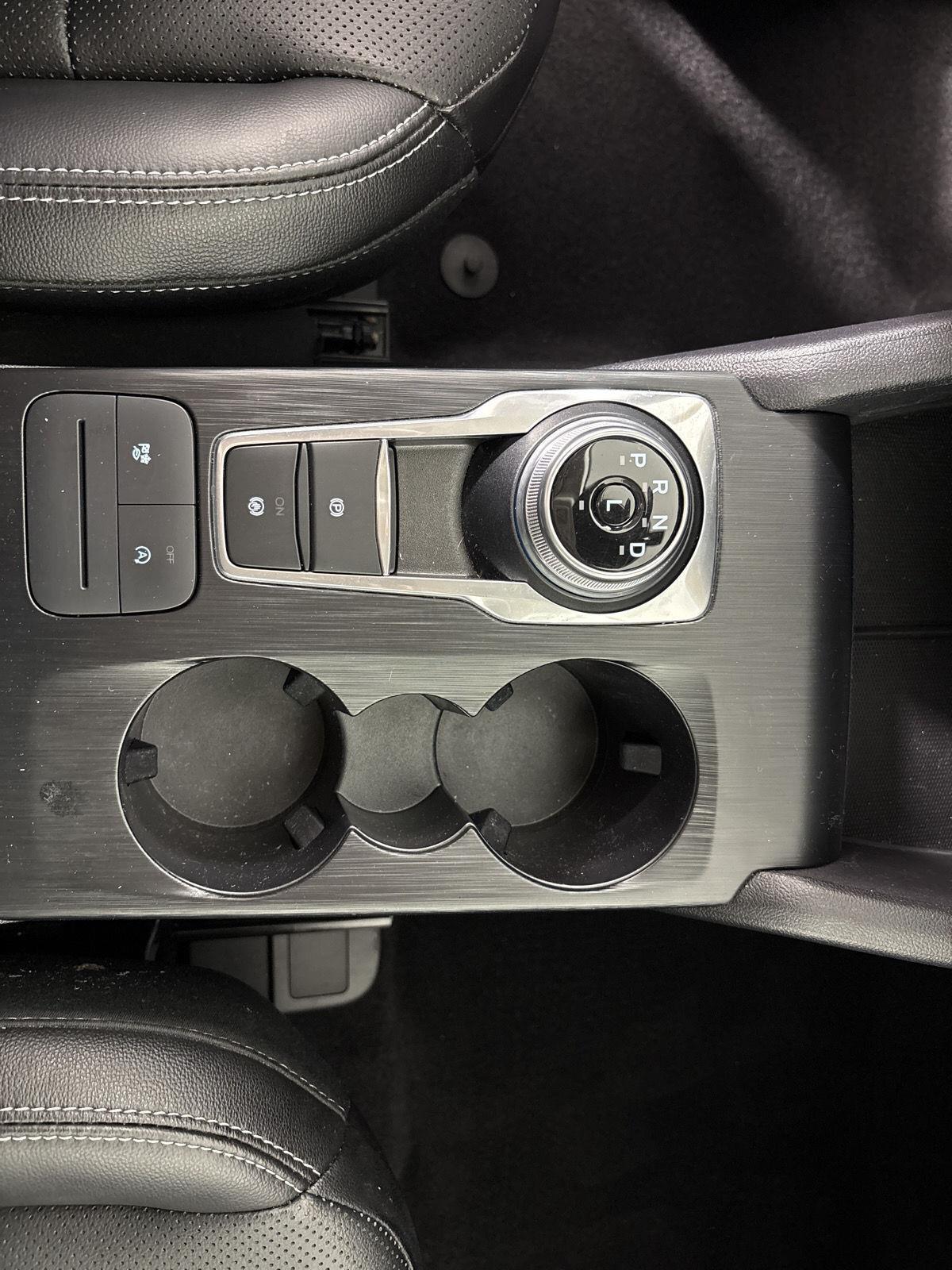 Used 2022 Gray Metallic Ford SEL image 9