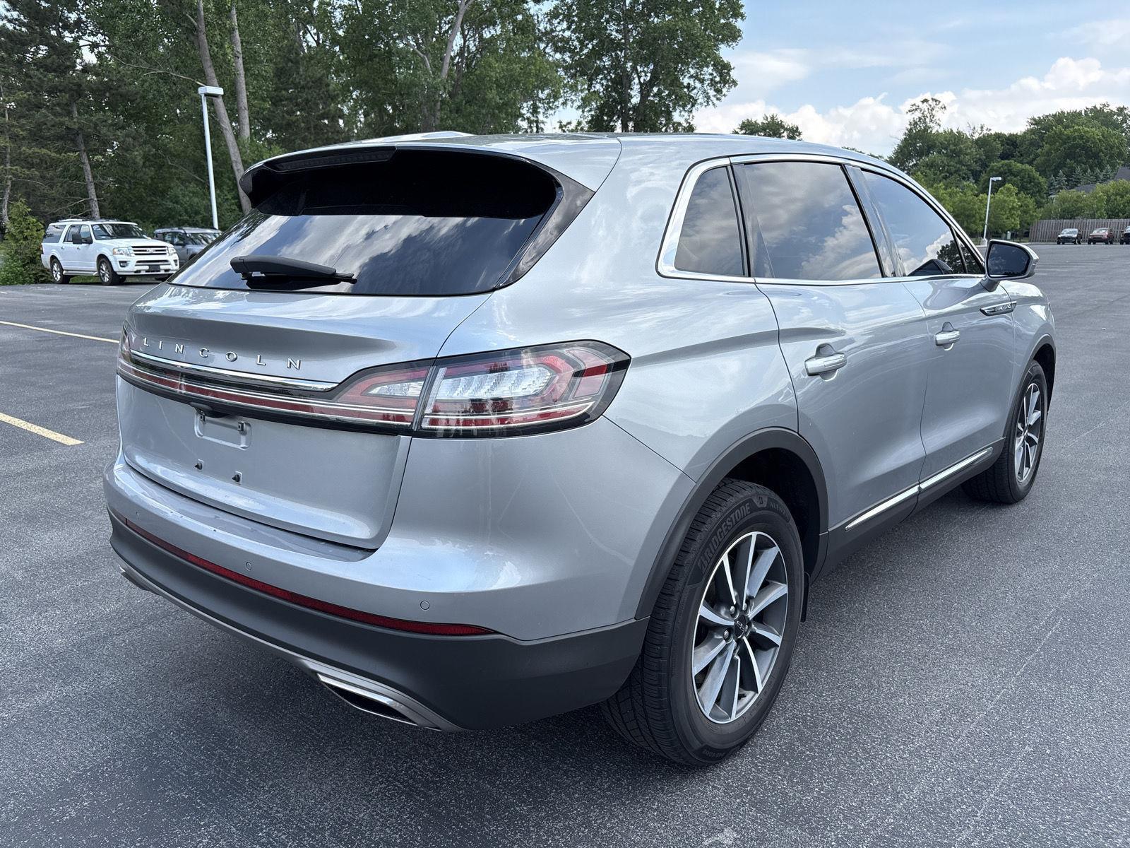 Certified Used 2022  Lincoln Standard image 19
