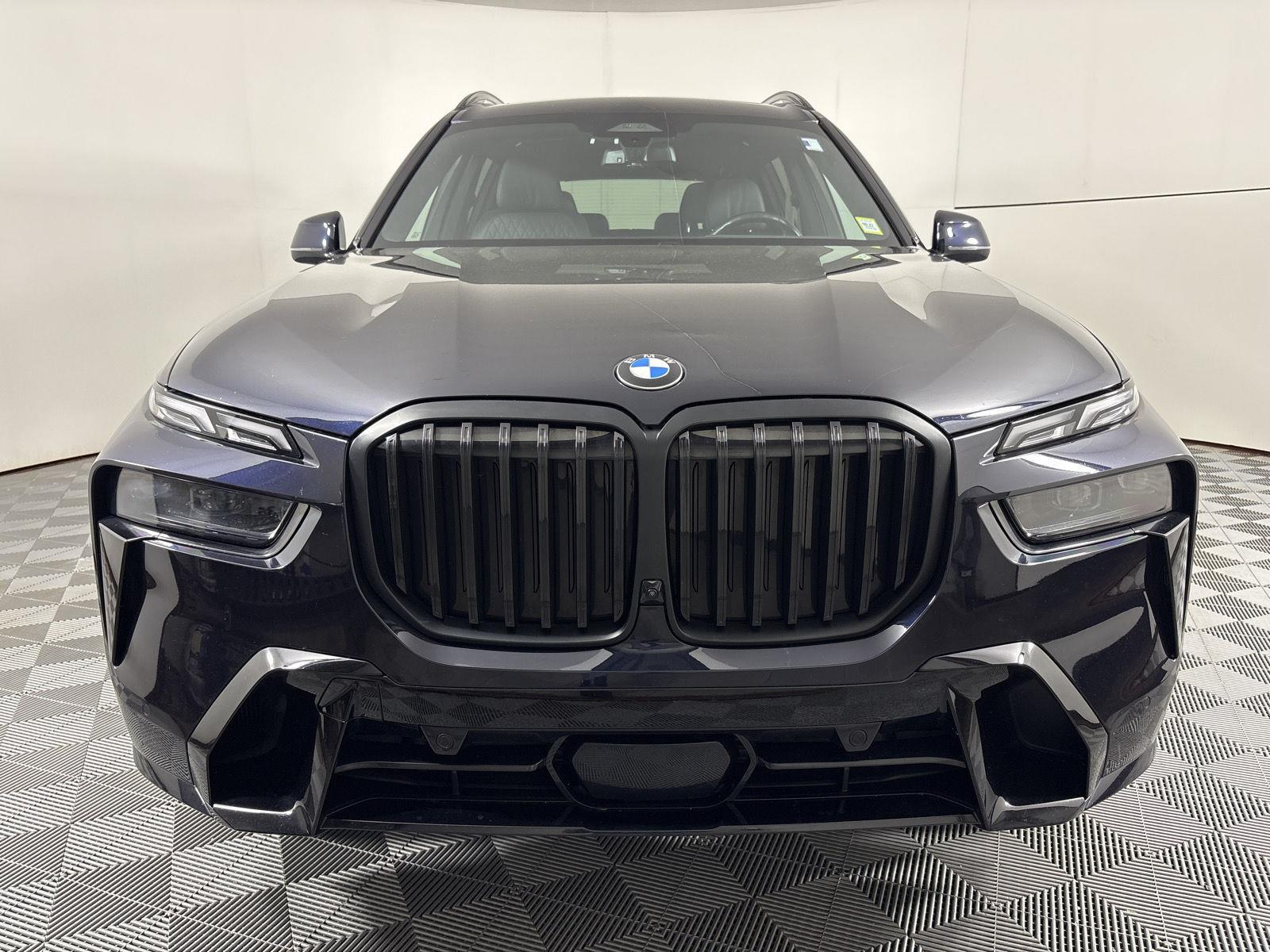 Used 2023 Carbon Black Metallic BMW xDrive40i image 2