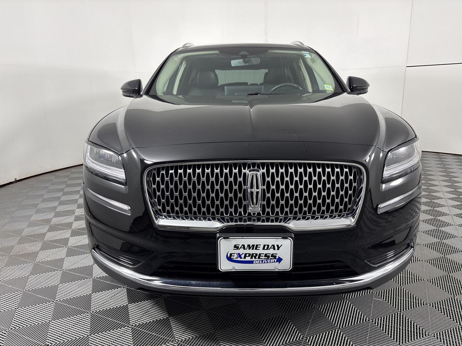 Certified Used 2023 Black Metallic Lincoln Reserve image 2