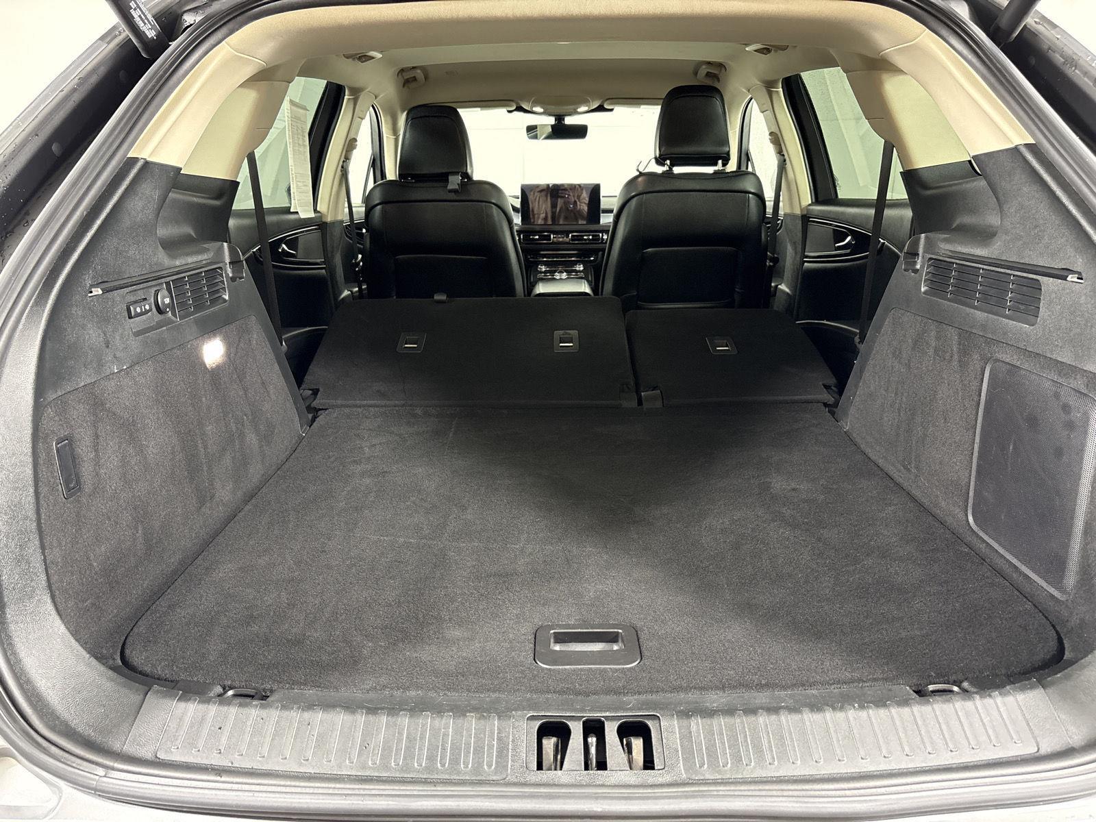 Certified Used 2022  Lincoln Standard image 37
