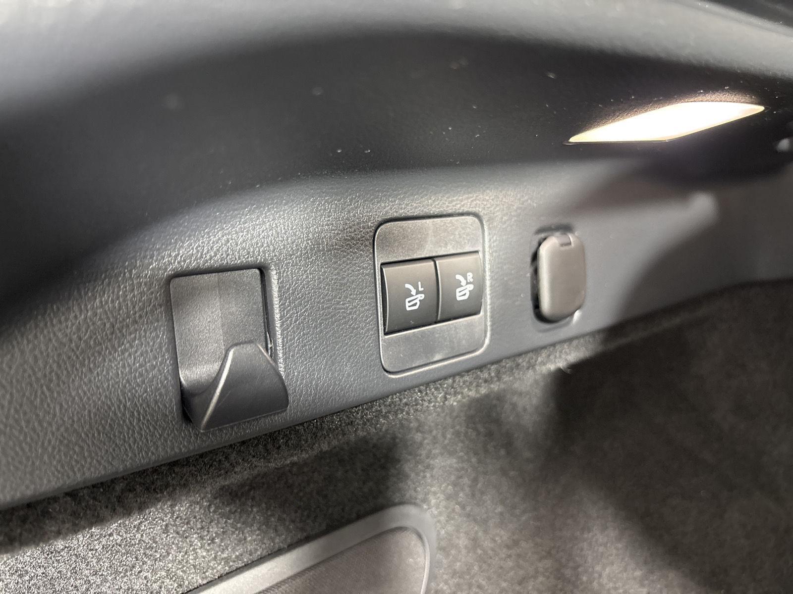 Certified Used 2025 Nightfall Mica Lexus Premium image 19