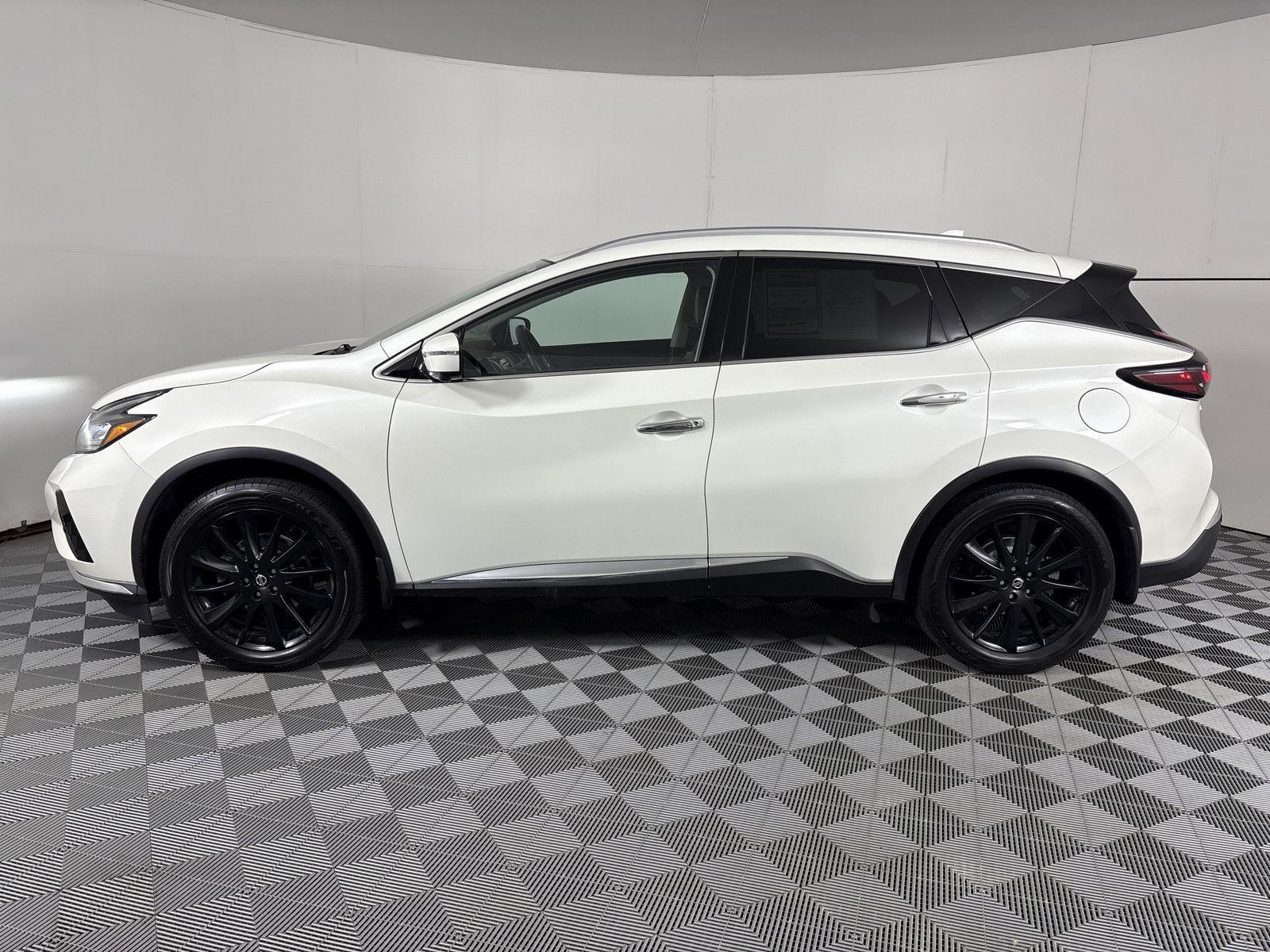 Used 2020 Pearl White Tricoat Nissan Platinum image 21