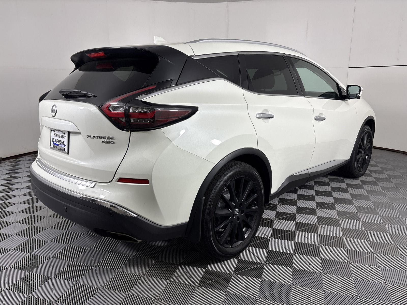 Used 2020 Pearl White Tricoat Nissan Platinum image 26