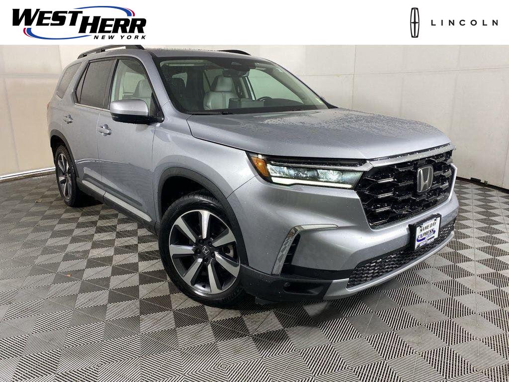 Lunar Silver Metallic 2023 Honda Pilot SUV / Crossover All-Wheel Drive Automatic