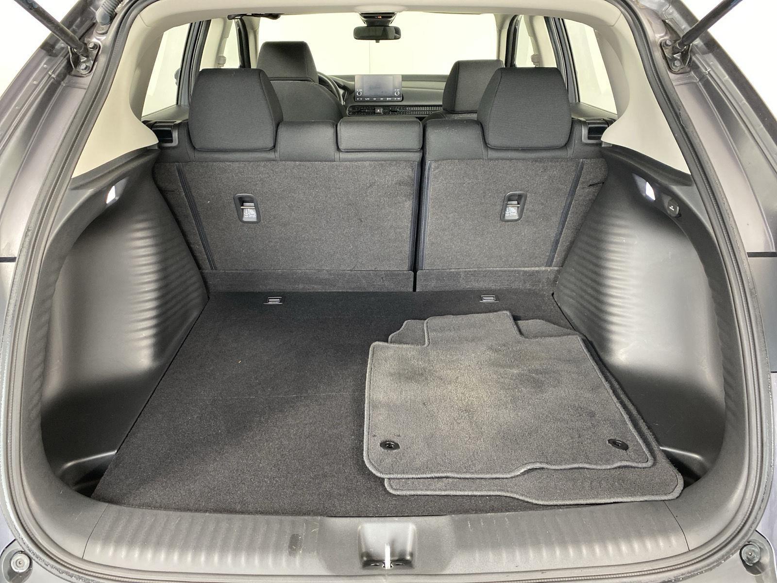 Used 2023 Modern Steel Metallic Honda LX image 7