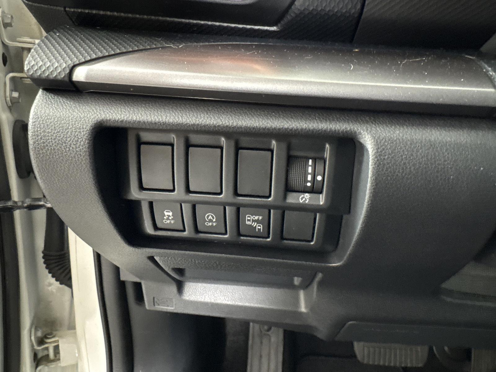 Used 2019 Crystal White Pearl Subaru Sport image 7