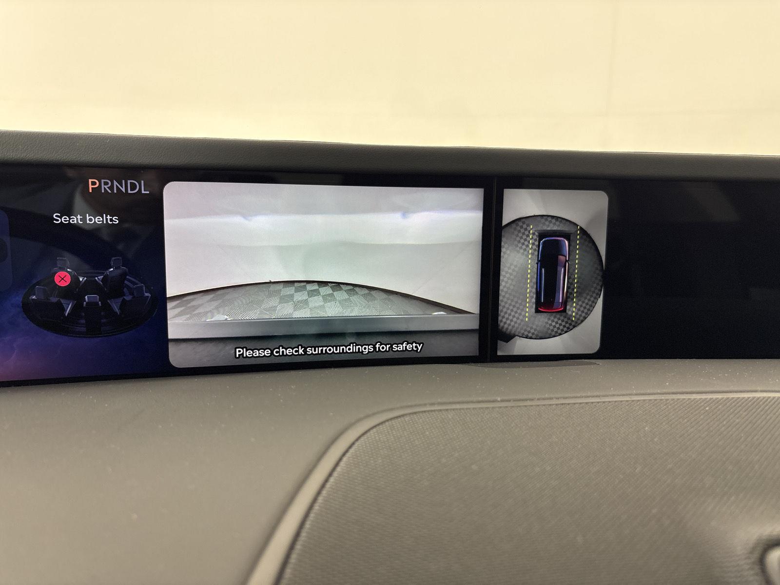 Certified Used 2024 Silver Radiance Lincoln Premiere image 14