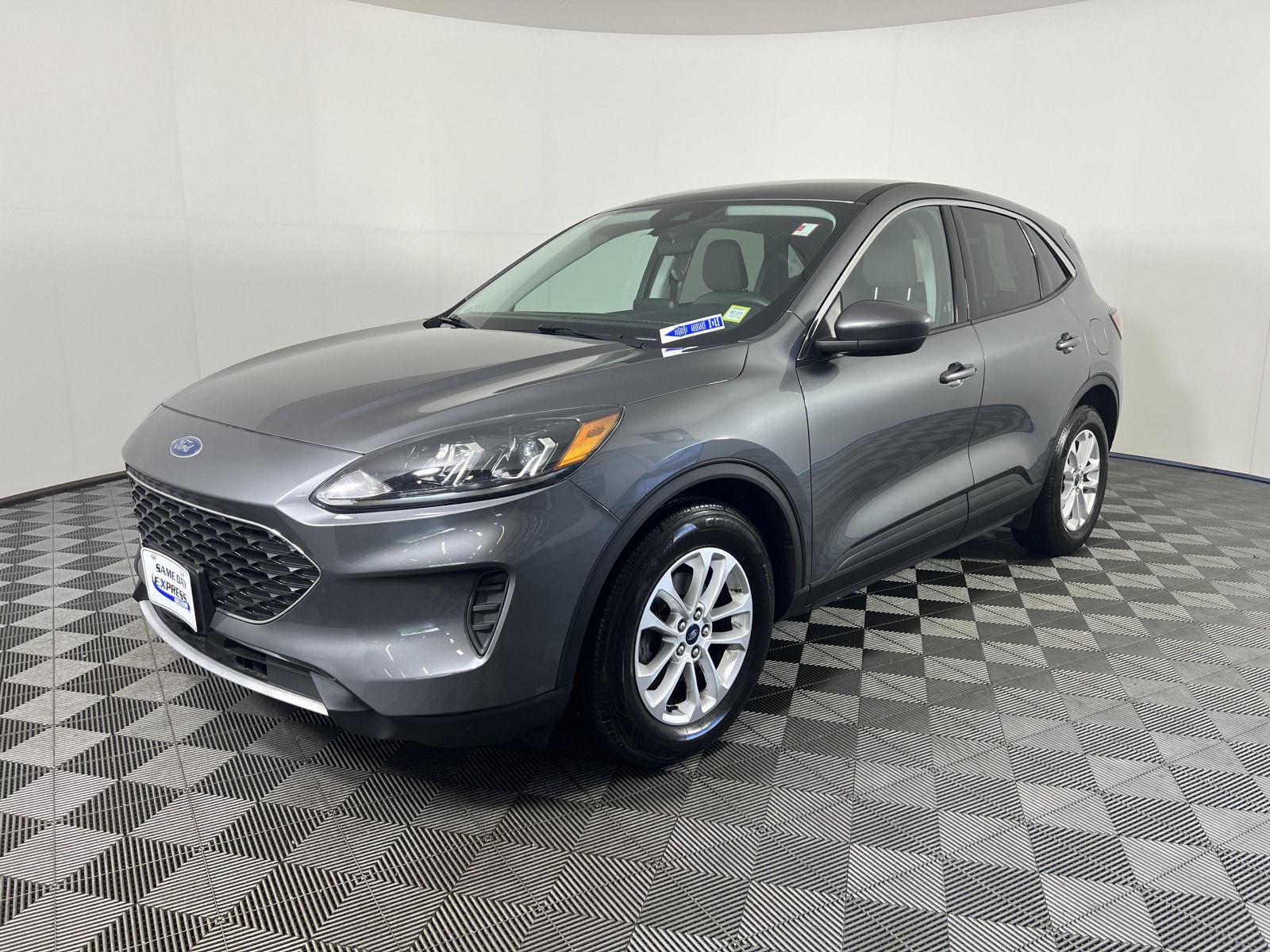 Used 2021 Carbonized Grey Ford SE image 28