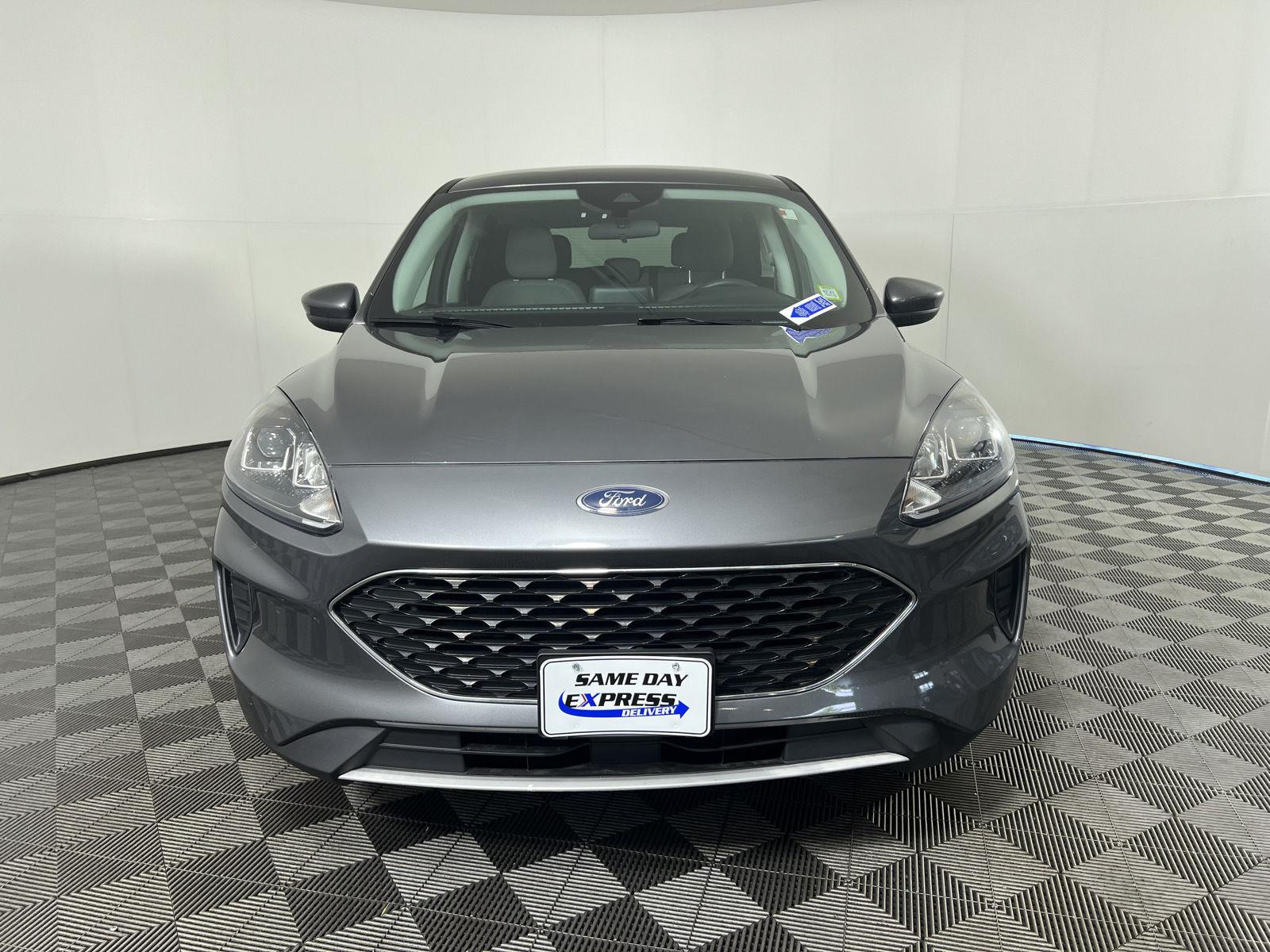 Used 2021 Carbonized Grey Ford SE image 29
