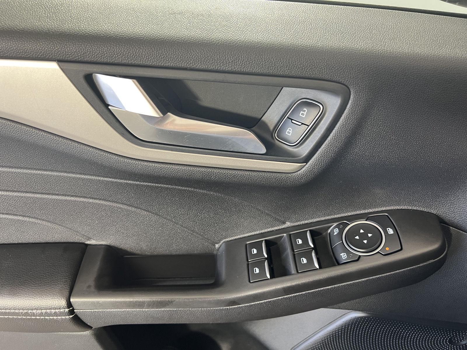 Used 2021 Carbonized Grey Ford SE image 8