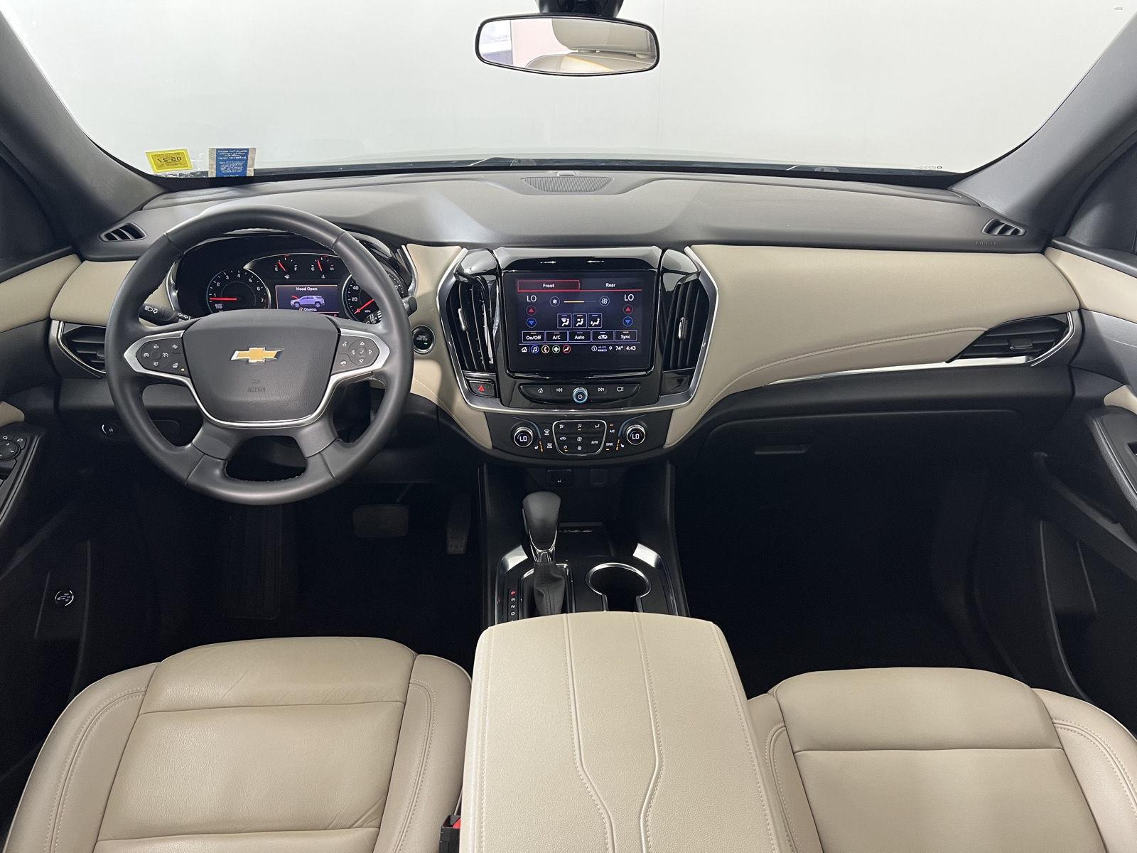 Used 2023 Silver Sage Chevrolet LT Leather image 19