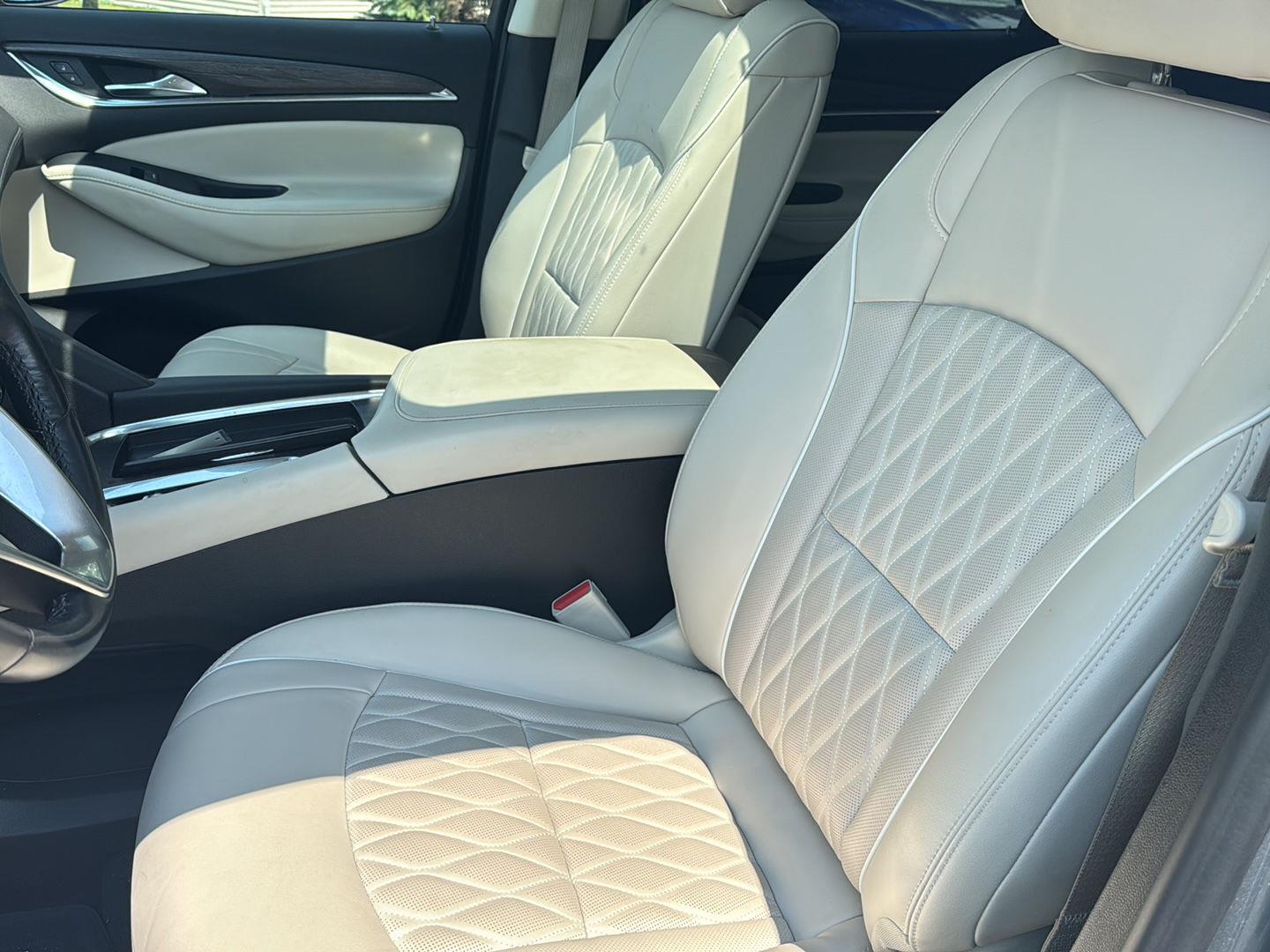 Used 2023 Moonstone Gray Metallic Buick Avenir image 5