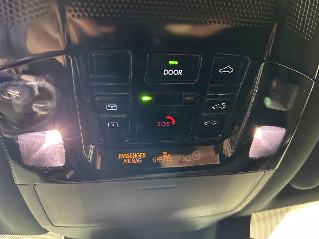 Certified Used 2025 Iridium Lexus 350 Luxury image 31