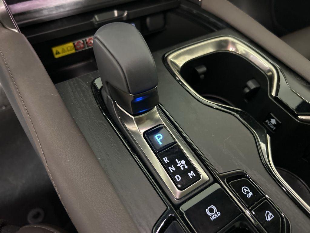 Certified Used 2025 Iridium Lexus 350 Luxury image 33
