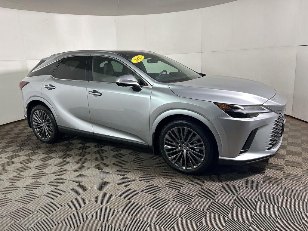 Certified Used 2025 Iridium Lexus 350 Luxury image 7