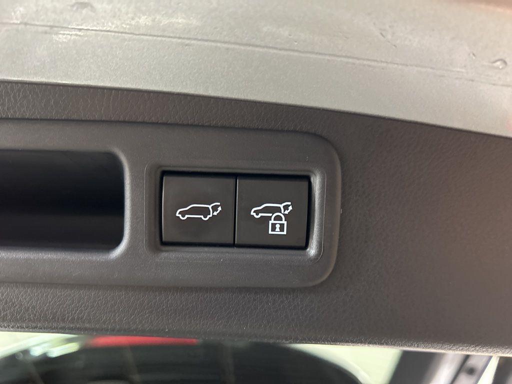 Certified Used 2025 Iridium Lexus 350 Luxury image 11
