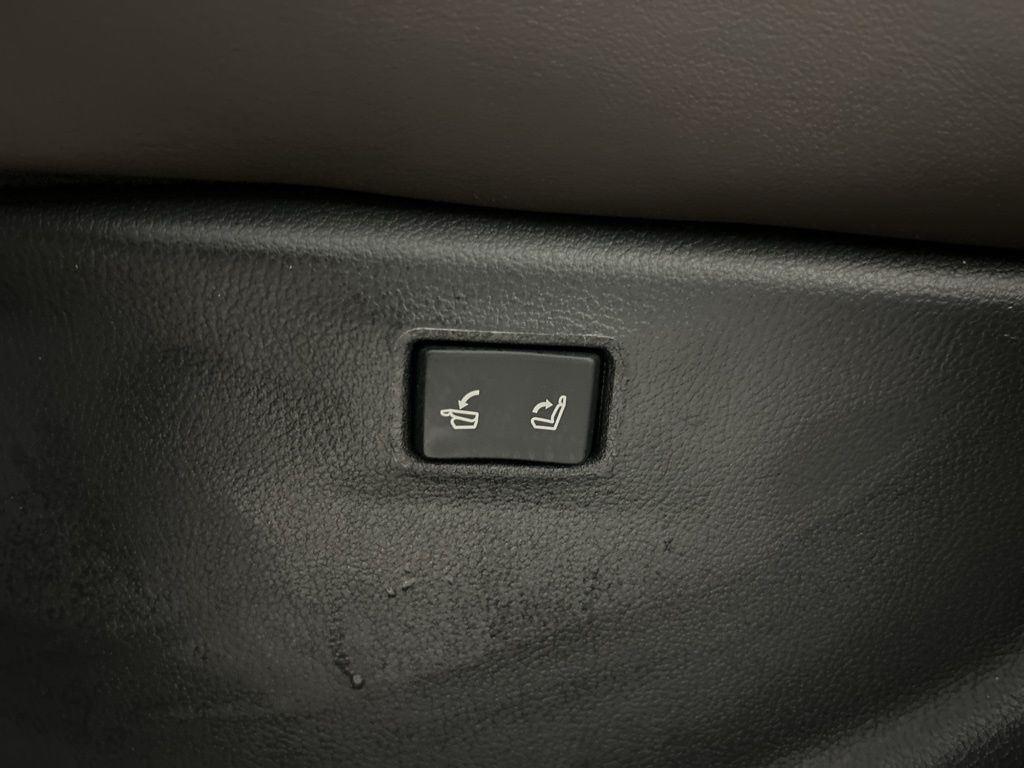 Certified Used 2025 Iridium Lexus 350 Luxury image 20