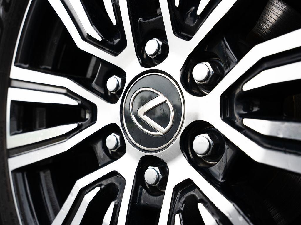 Certified Used 2025 Eminent White Pearl Lexus LX 700h Luxury image 21