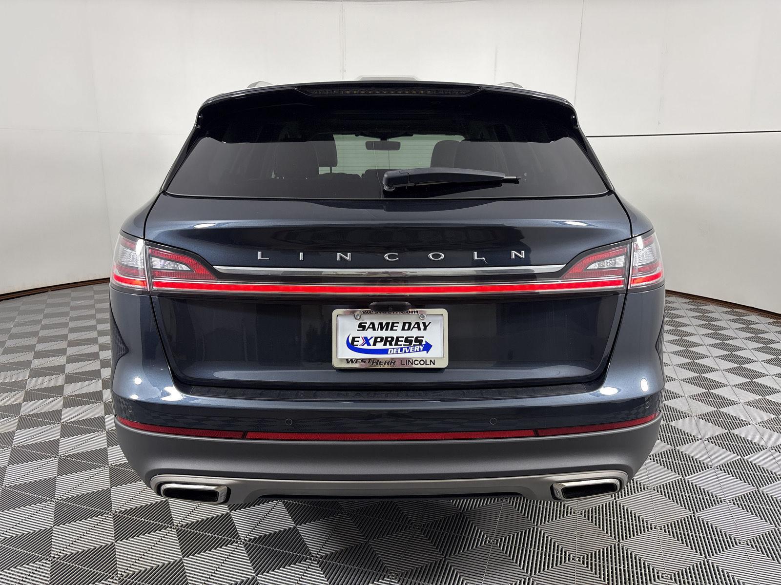 Certified Used 2023 Flight Blue Metallic Clearcoat Lincoln Reserve image 21