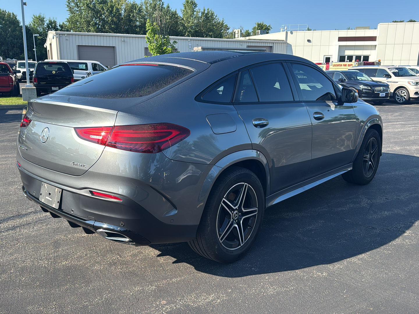 Used 2025 Selenite Grey Metallic Mercedes-Benz GLE 450 image 4