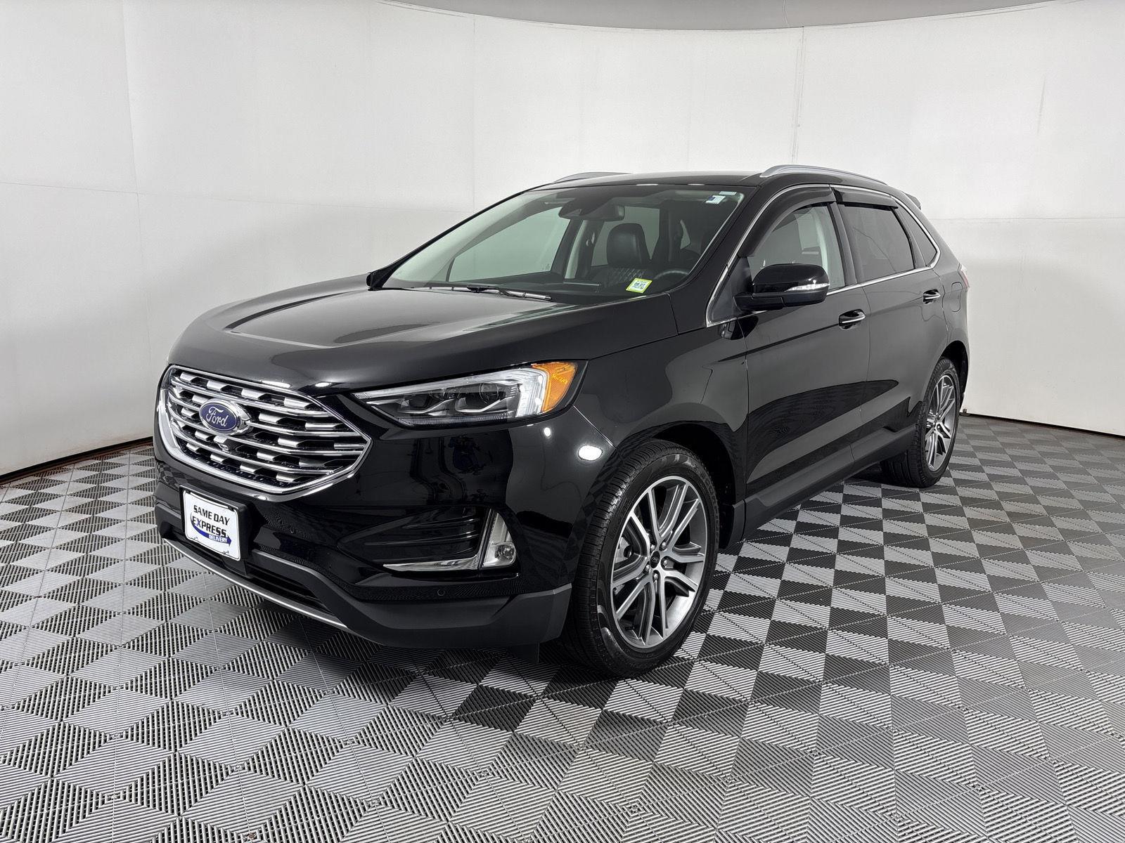 Used 2024 Agate Black Metallic Ford Titanium image 3