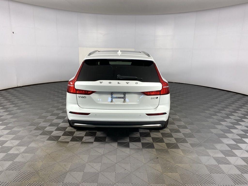 Certified Used 2023 Crystal White Metallic Volvo Plus image 12
