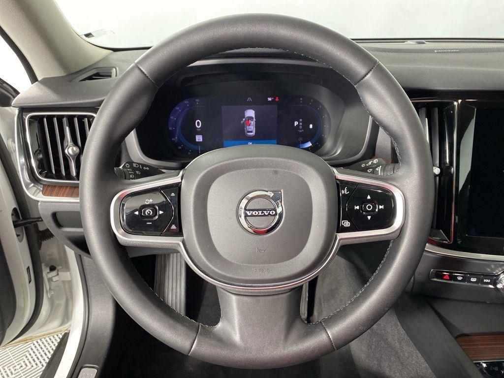 Certified Used 2023 Crystal White Metallic Volvo Plus image 23