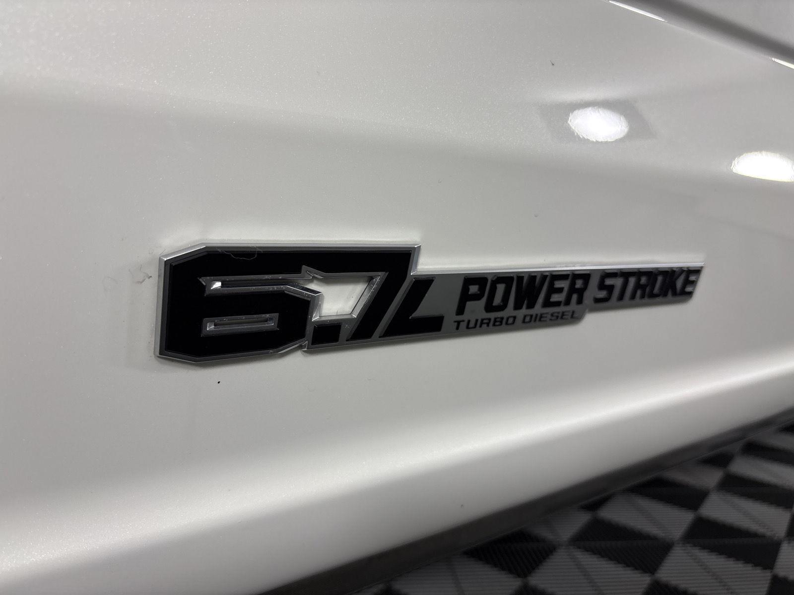 Used 2024 Star White Metallic Tri-Coat Ford LARIAT image 5