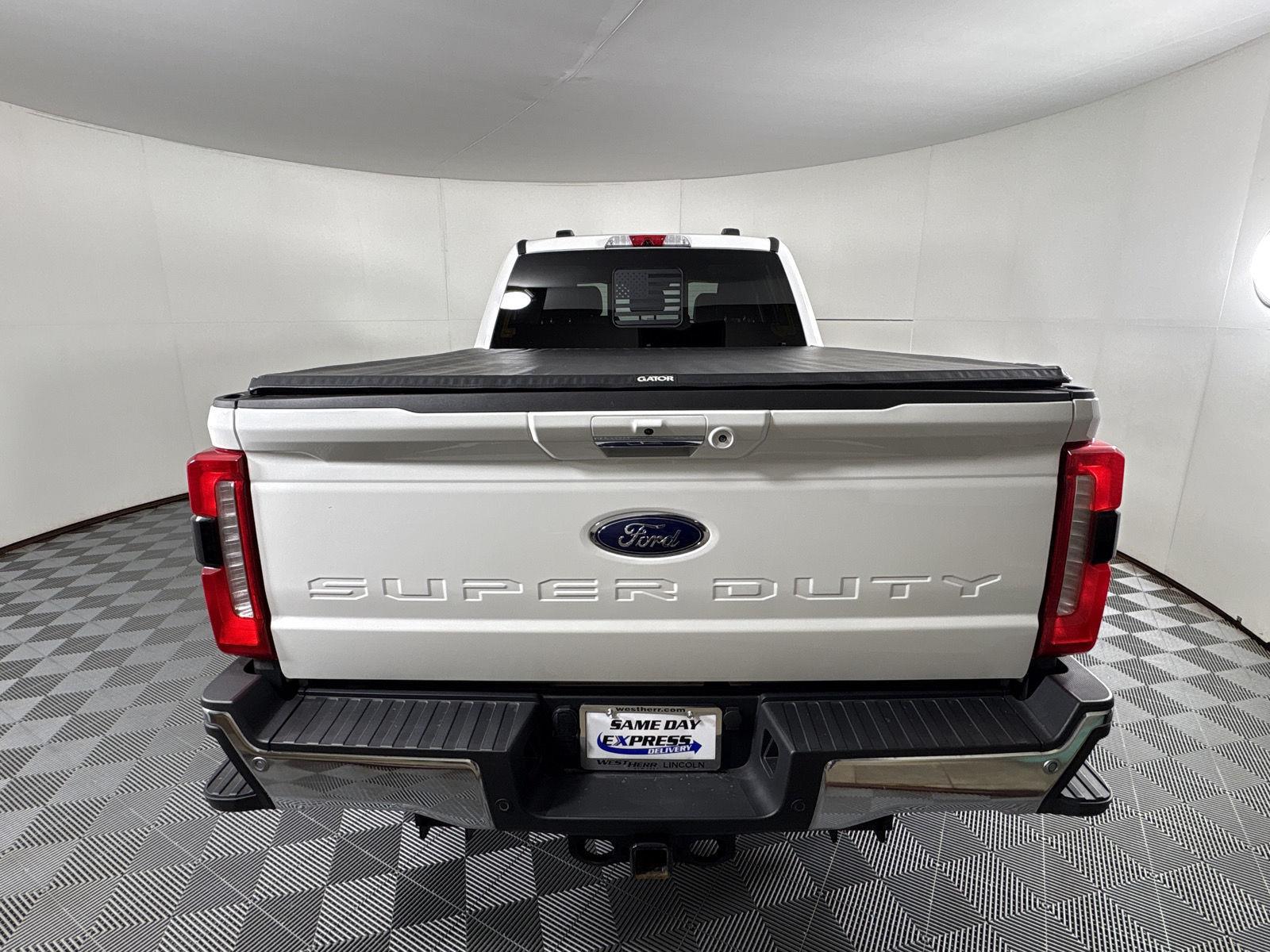 Used 2024 Star White Metallic Tri-Coat Ford LARIAT image 23