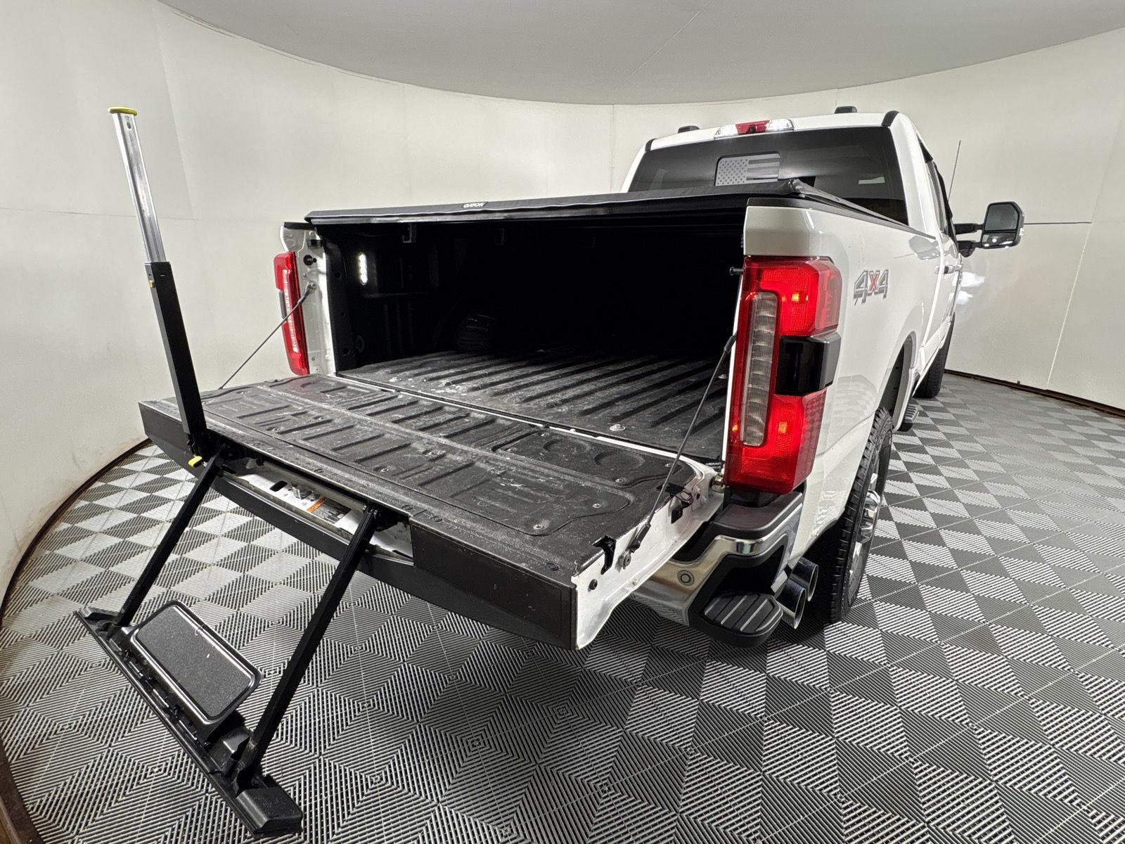 Used 2024 Star White Metallic Tri-Coat Ford LARIAT image 24