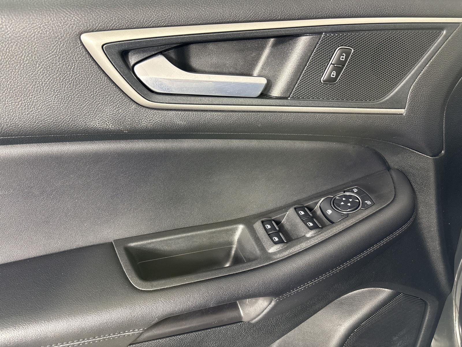 Used 2023 Forged Green Metallic Ford SEL image 6