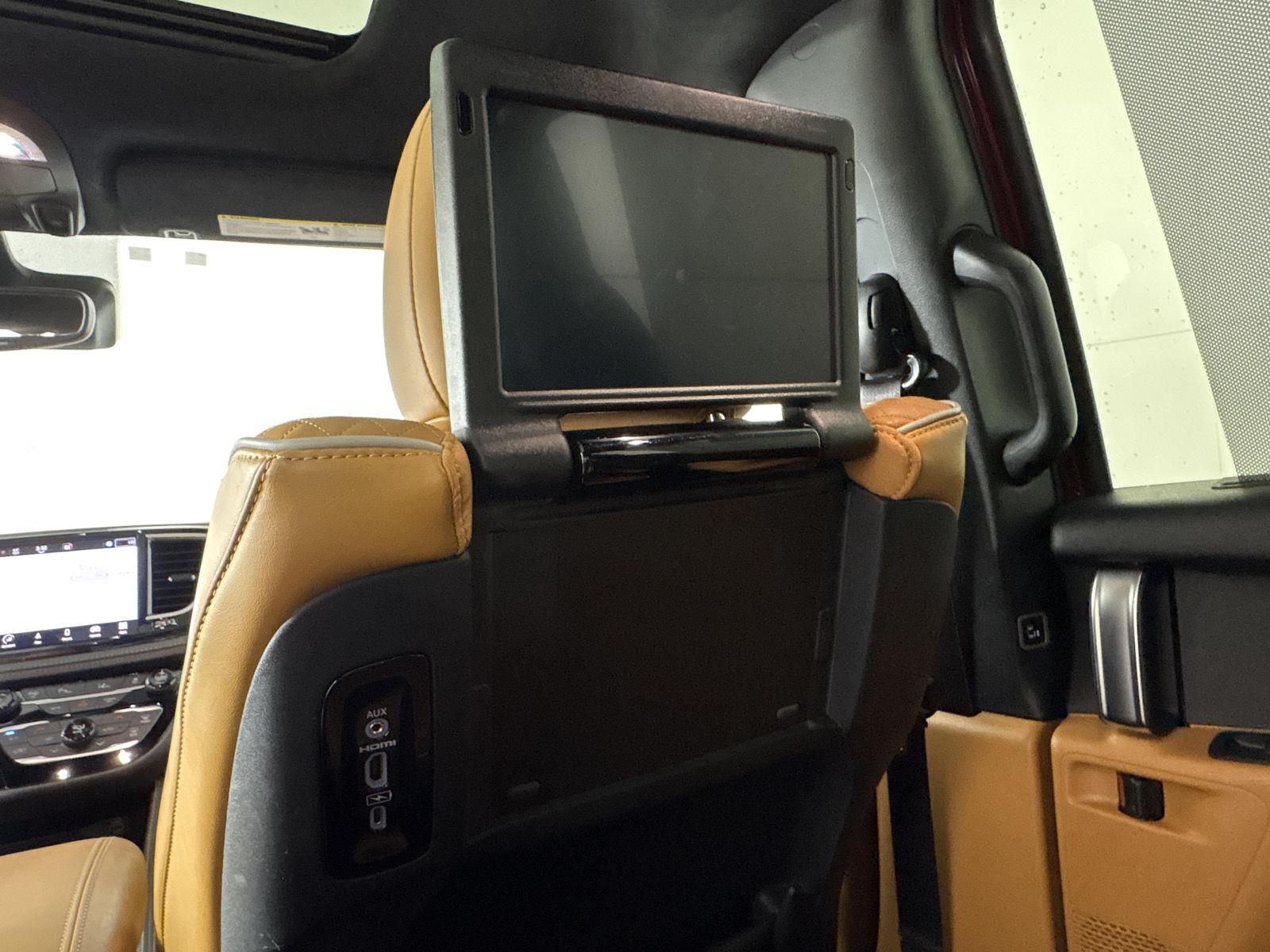 Used 2023 Velvet Red Pearlcoat Chrysler Hybrid Pinnacle image 21