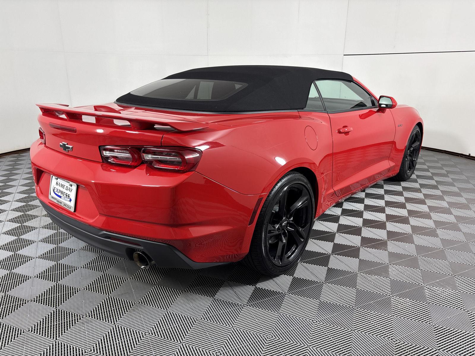 Used 2023 Red Hot Chevrolet LT1 image 18